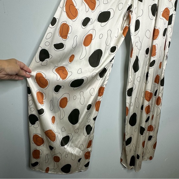 IZA A Monogram Lounge Collection Silk Blend White Printed Pants Size 12 - Picture 7 of 10